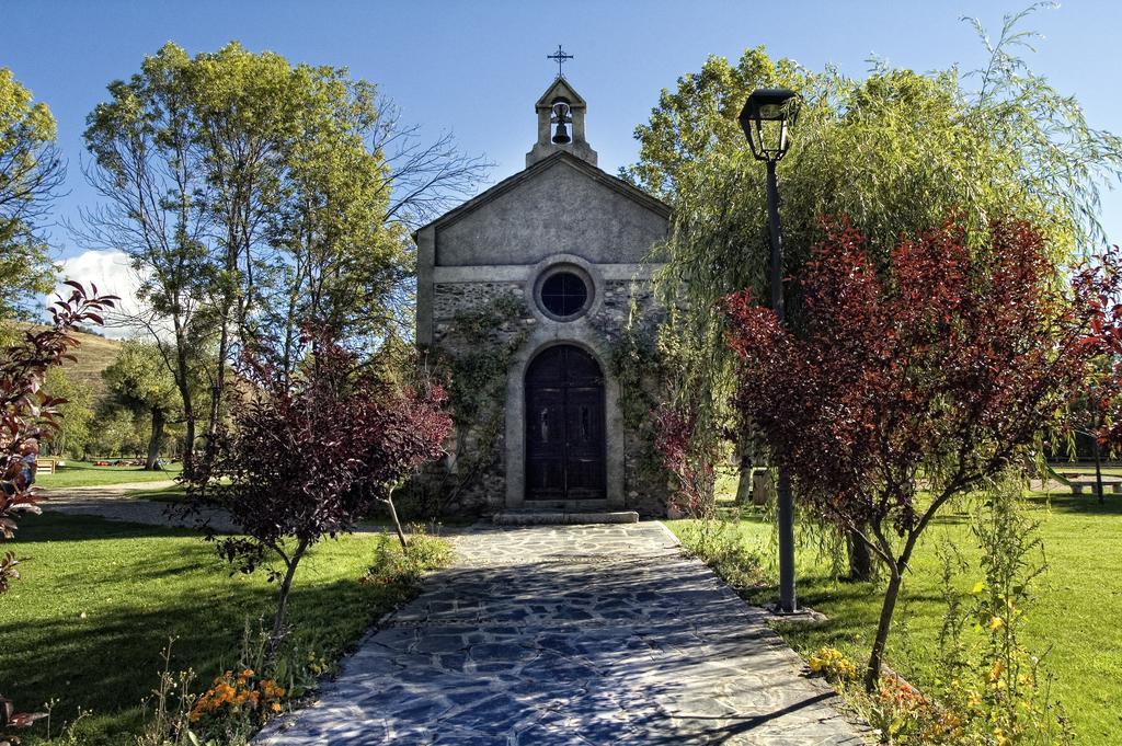 Alberg Anna Maria Janer Llivia Dış mekan fotoğraf