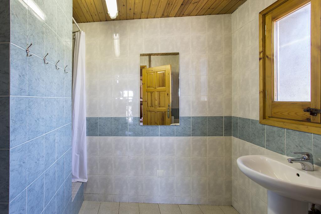 Alberg Anna Maria Janer Llivia Dış mekan fotoğraf